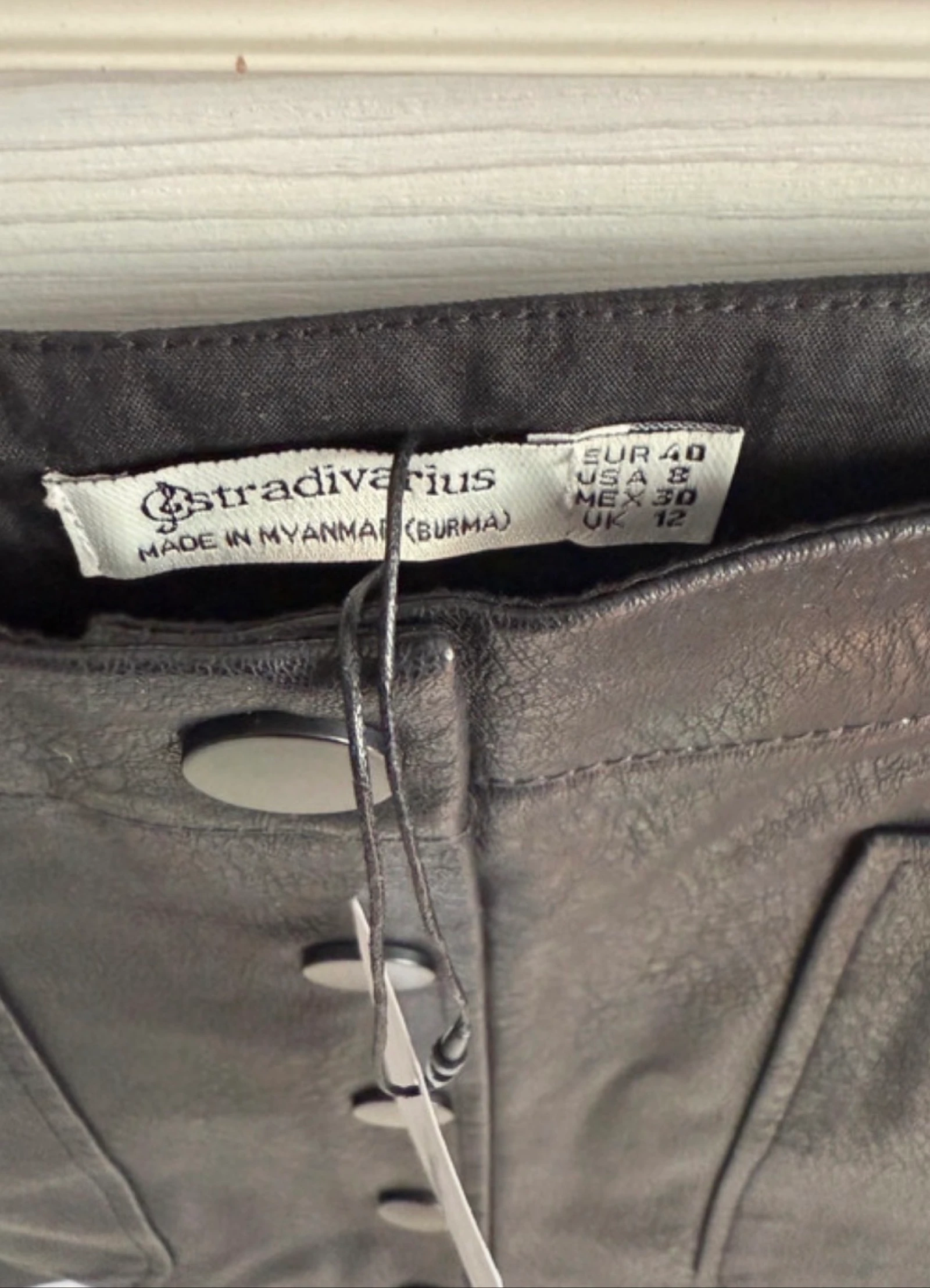 Saia de couro preto da Stradivarius (Tamanho 40) – photo 5
